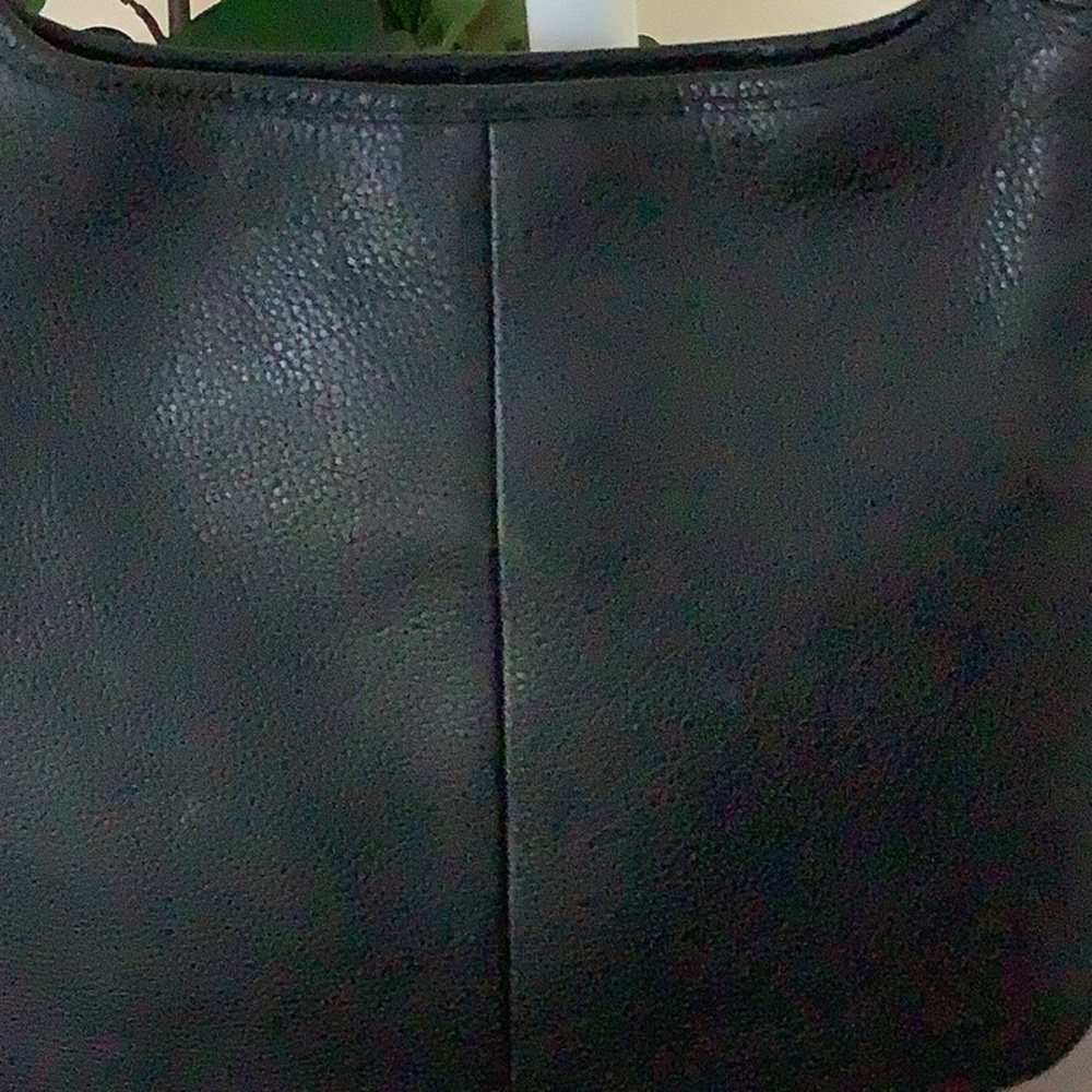 Coach Black Crossbody 🖤🖤🖤 - Picture 6 of 9